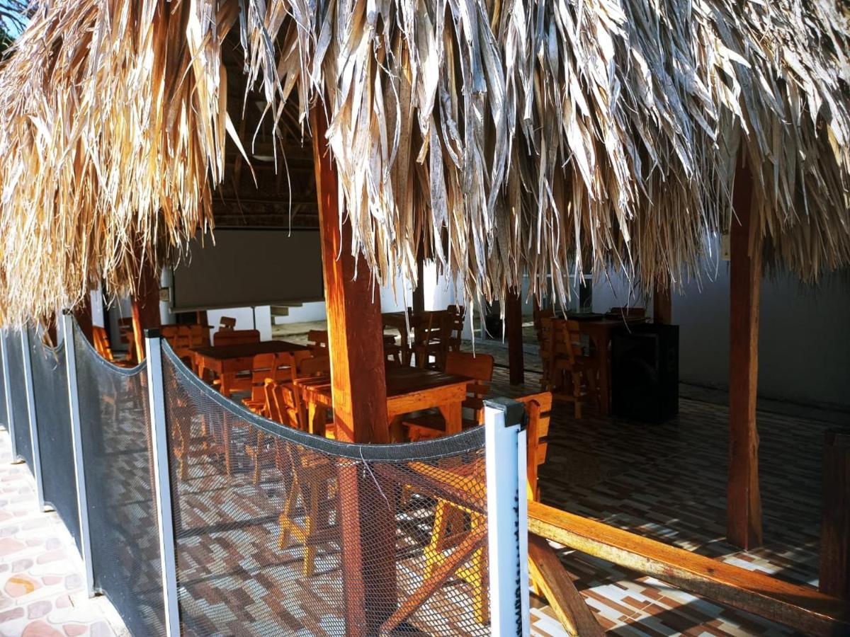 Hostal La Sierra Nevada Palomino Buitenkant foto